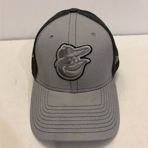 Baltimore Orioles MLB NE Grayed-Out Neo Flex-Fit Hat ~ Gray